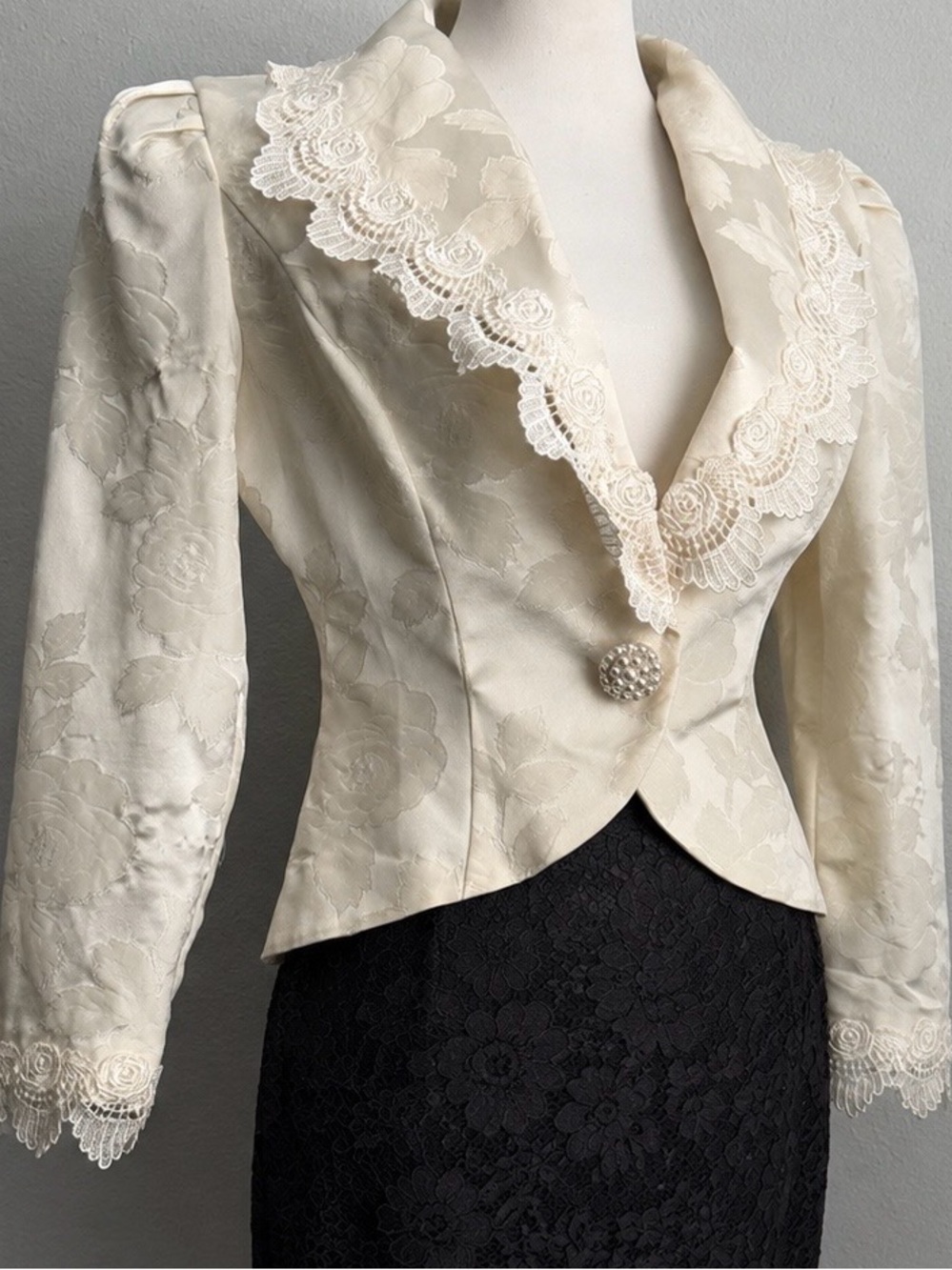 Vintage Ivory Lace Jacquard Prince Gunne Sax Style Jacket